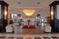 Hall del hotel de 4 estrellas más reciente de Budapest, Hotel Aquaworld Resort Budapest