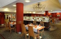 Restaurante del Hotel Mercure Koronoa - hotel de 4 estrellas en el centro de Budapest