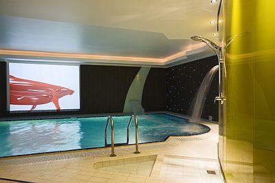 Servicos de wellness - piscina en el Hotel Novotel City Budapest - Accor Hotel Budapest - ✔️ Hotel Novotel Budapest City**** - hotel alrededor del centro de conferencias a precio favorable