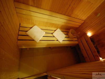 Sauna finesa para los huéspedes que busquen momentos de relajamiento y tranquilidad - Hotel Sunshine Budapest - un hotel barato cerca de la estación del metro 3 Kobanya-Kispest en Budapest